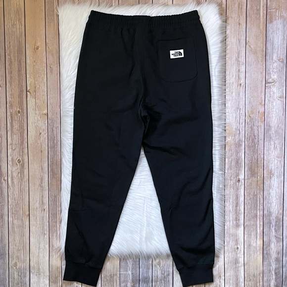 The North Face Men’s Heritage Patch Black Joggers - Picture 4 of 9